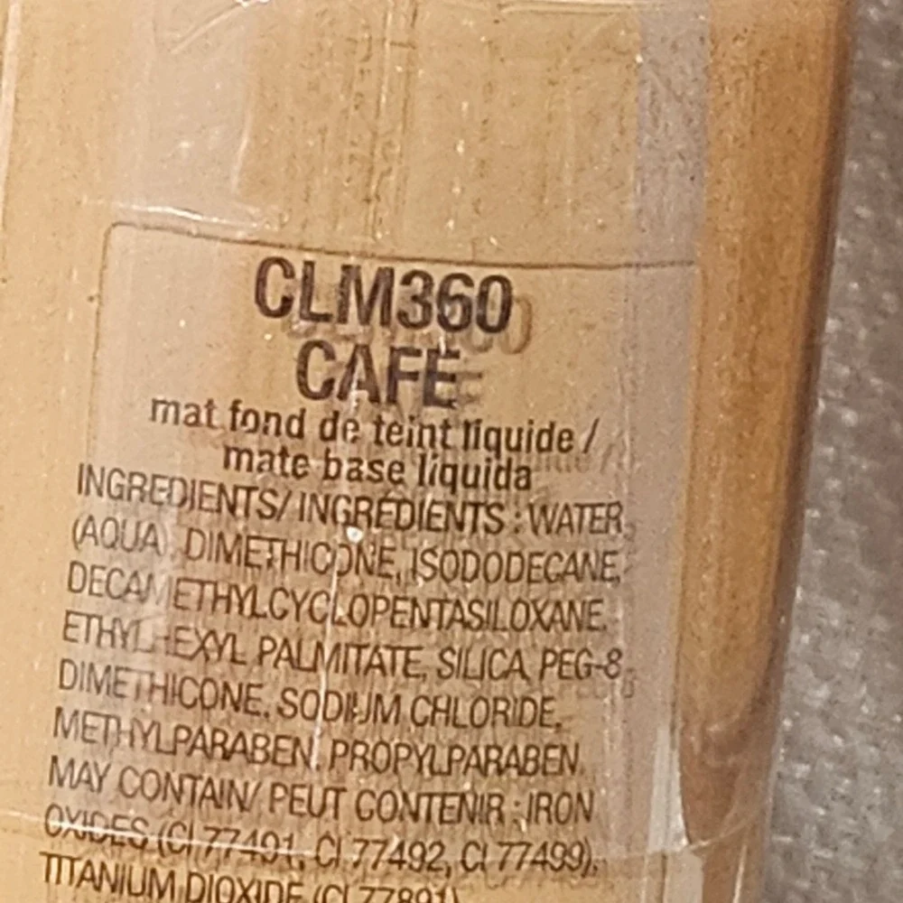 LA COLORS Truly Matte Long‎ Wearing High Pigment Foundation Cafe CLM360 4 Pack